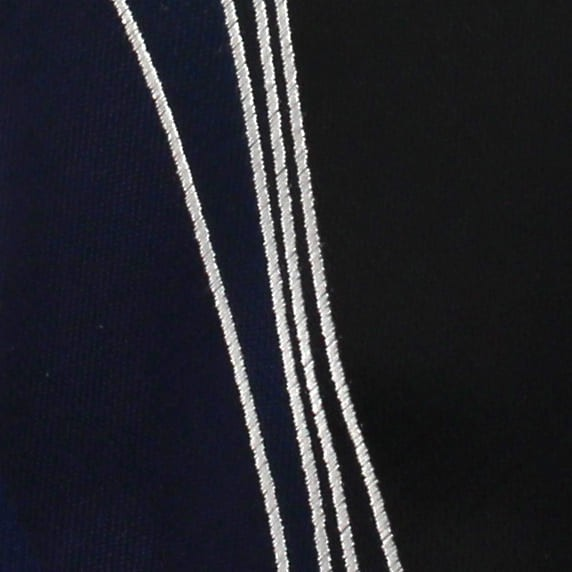 Corbata Estrecha Moderna Lineas