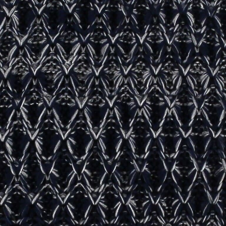 Corbata Punto Jaspeada Azul Oscuro y Blanca