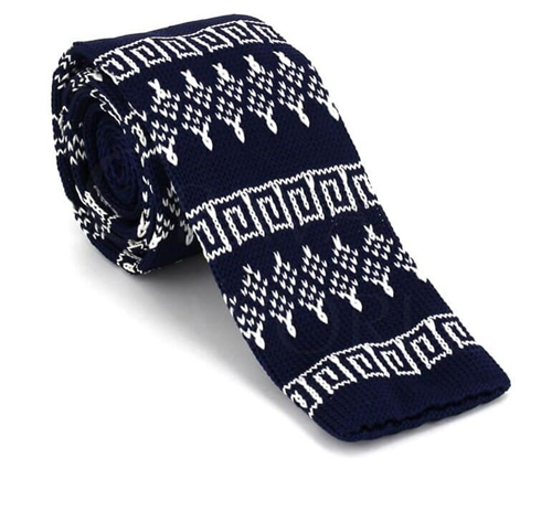 Cravate en tricot bleu à motif hivernal