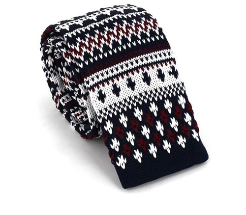 Cravate en tricot bleu à motif hivernal
