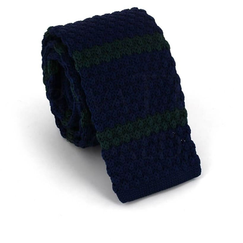Cravate en tricot bleu à rayures vertes