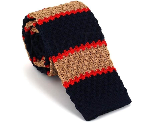 Cravate à rayures tricolores en tricot ondulé