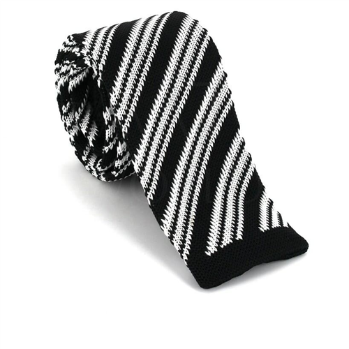 Cravate à Rayures Diagonales en Tricot Noir et Blanc
