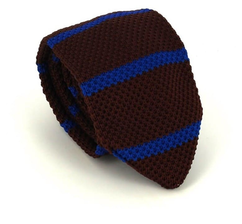 Cravate en tricot à rayures marron et bleu