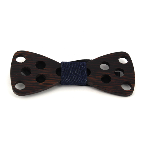 Nœud Papillon en bois avec grands trous