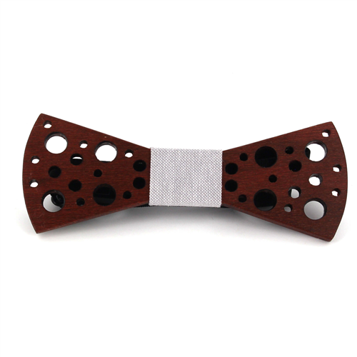 Nœud Papillon en bois avec petits trous