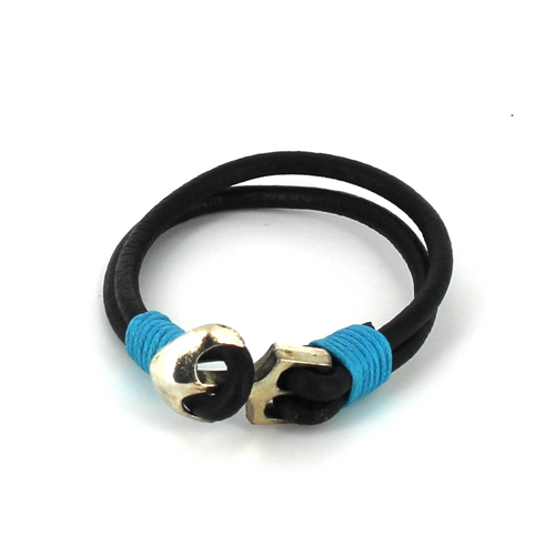 Bracelet en cuir avec ancre