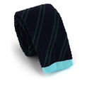 Cravate à rayures diagonales en tricot bleu et vert