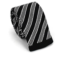 Cravate à rayures diagonales en tricot noir et blanc