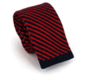 Cravate à rayures diagonales en tricot rouge et bleu