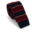 Cravate à rayures multicolores en tricot