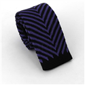 Cravate à Rayures en Tricot Noir et Violet