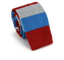 Cravate à rayures tricolores en tricot