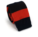 Cravate en tricot à rayures tricolores