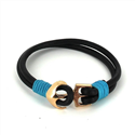 Bracelet en cuir avec ancre